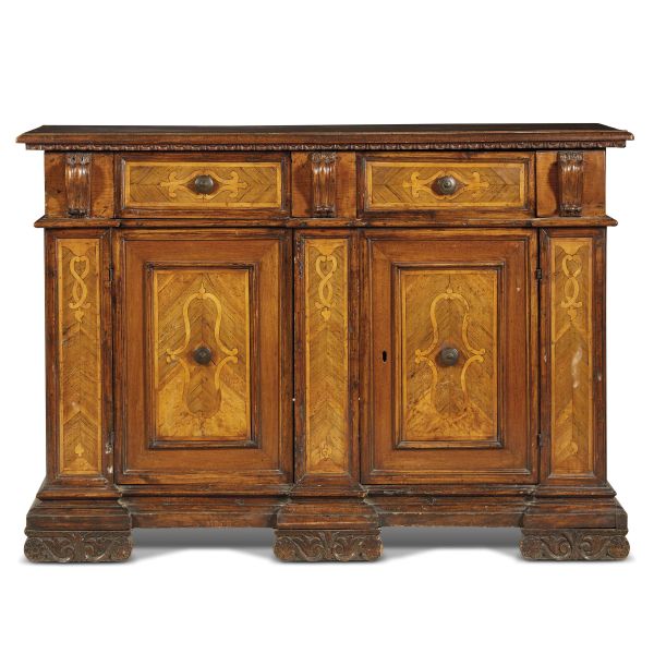 A NORTHERN ITALY SIDEBOARD, EARLY 18TH CENTURY