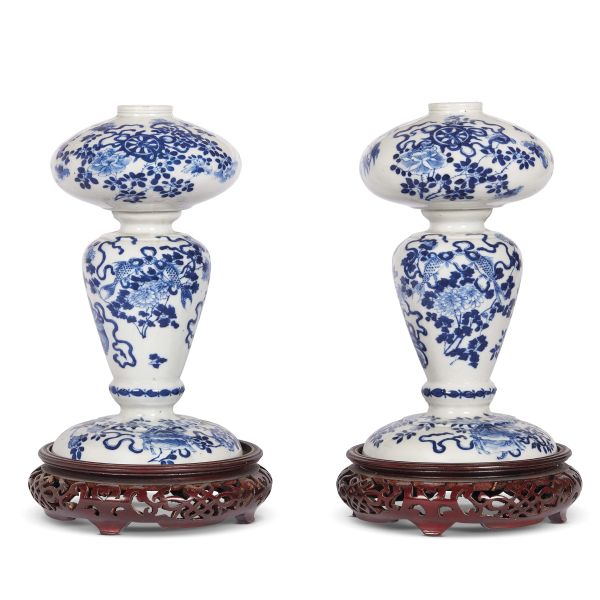 A PAIR OF CANDLE HOLDERS, CHINA, QING DYNASTY, 19TH CENTURY