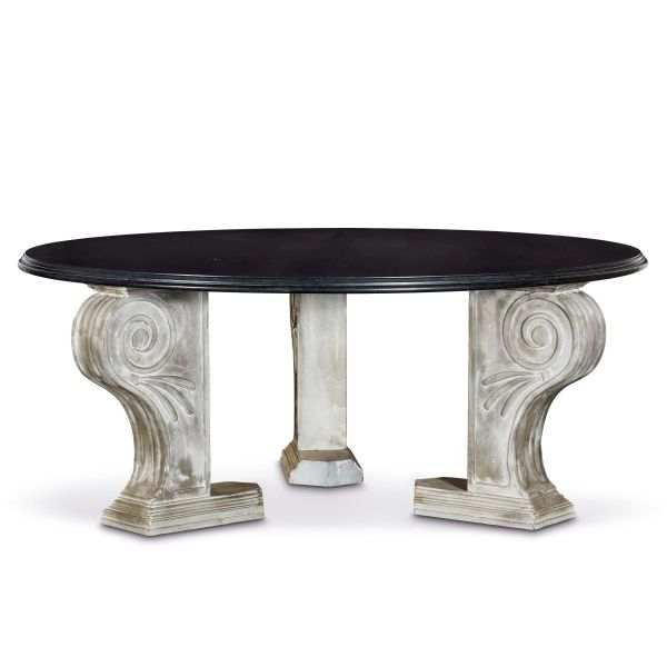 



A RENAISSANCE STYLE LARGE TABLE