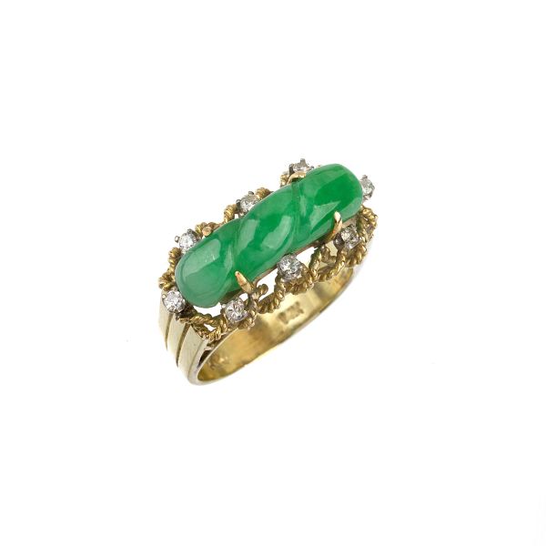 



JADE AND DIAMOND BAND RING IN 14KT GOLD