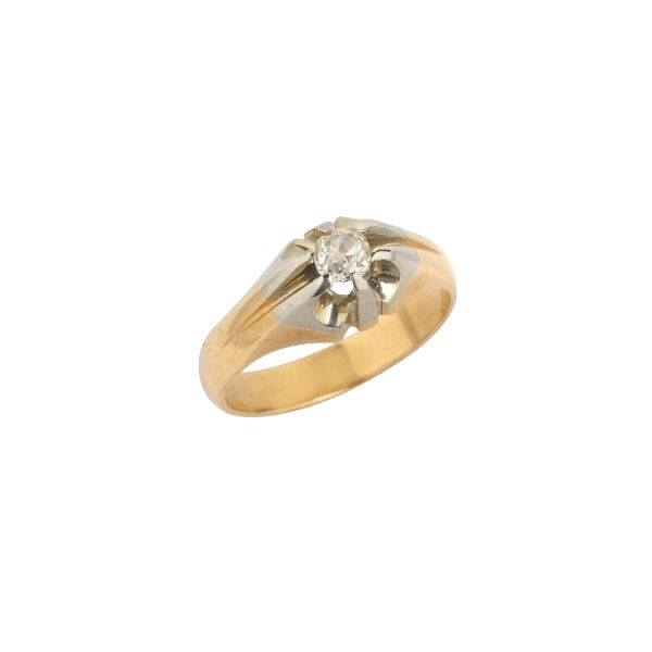 ANELLO CON DIAMANTE TAGLIO ANTICO
