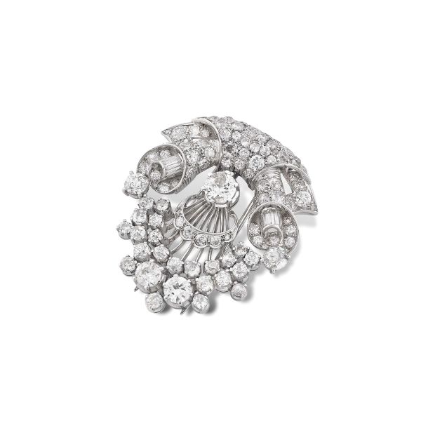 DIAMOND CLIP BROOCH IN PLATINUM