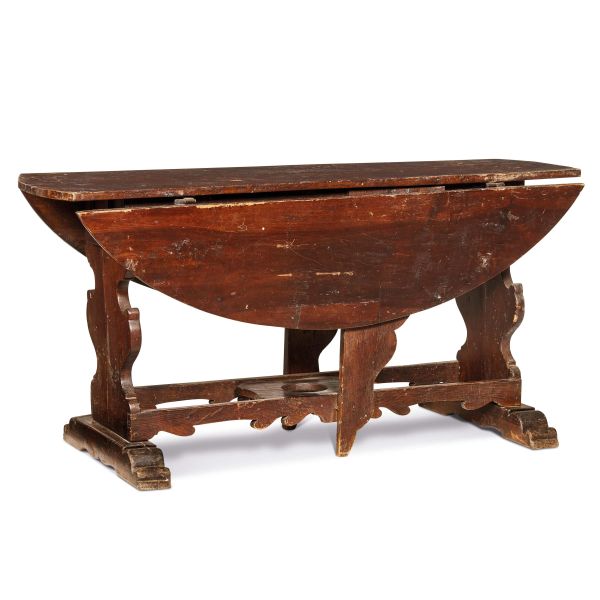 



A TUSCAN LEAF TABLE, 17TH CENTURY