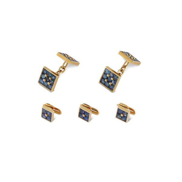 SAPPHIRE SQUARE SHAPED TUXEDO SET IN 18KT YELLOW GOLD