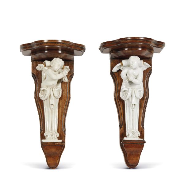 A PAIR OF SMALL GINORI LESENES, DOCCIA, CIRCA 1750