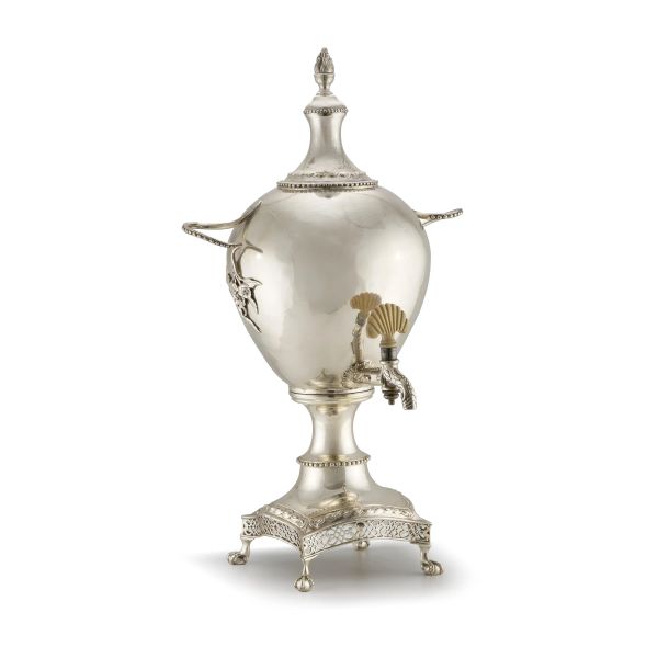 A STERLING SILVER EWER, LONDON, 1759, MARKS OF DAVID WHYTE