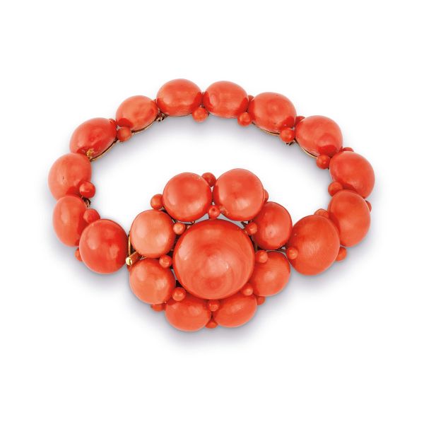 



CORAL BRACELET IN 9KT YELLO GOLD