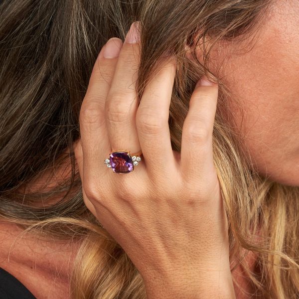 ANELLO CON AMETISTA E DIAMANTI