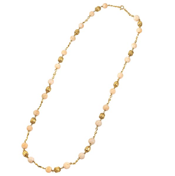 COLLANA CON SFERE DI CORALLO ROSA