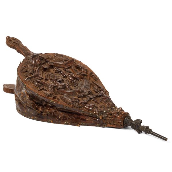 



A VENETIAN BLOWER, 19TH CENTURY
