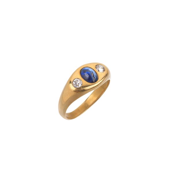 



SAPPHIRE AND DIAMOND RING IN 18KT YELLOW GOLD