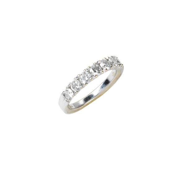 RIVIERE DIAMOND RING IN 18KT WHITE GOLD