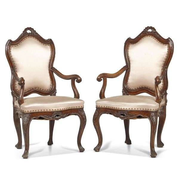 



A PAIR OF VENETIAN ARMCHAIRS, HALF 18TH CENTURY