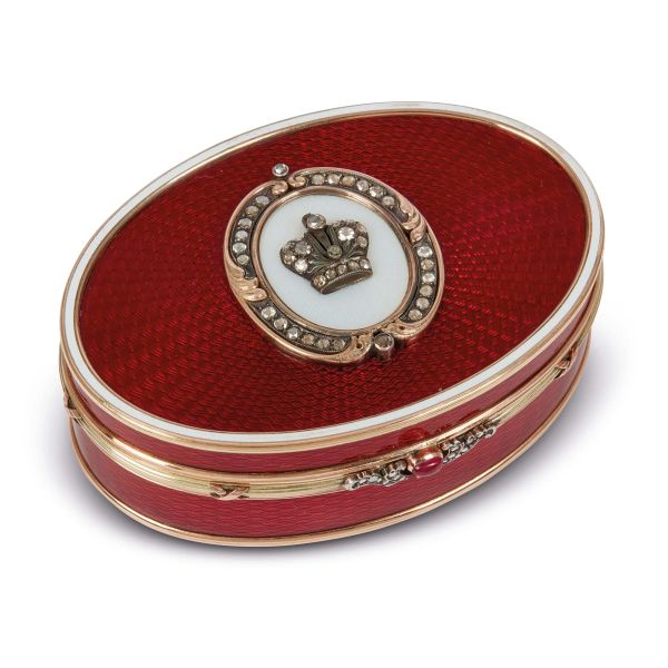 



A RUSSIAN SNUFF-BOX, EARLY 20TH CENTURY