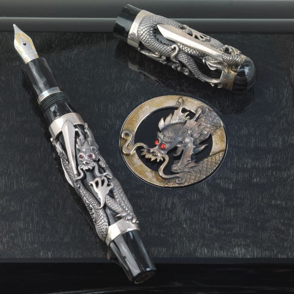 MONTEGRAPPA THE DRAGON PENNA STILOGRAFICA EDIZIONE LIMITATA 1044/1912 ANNO 1995