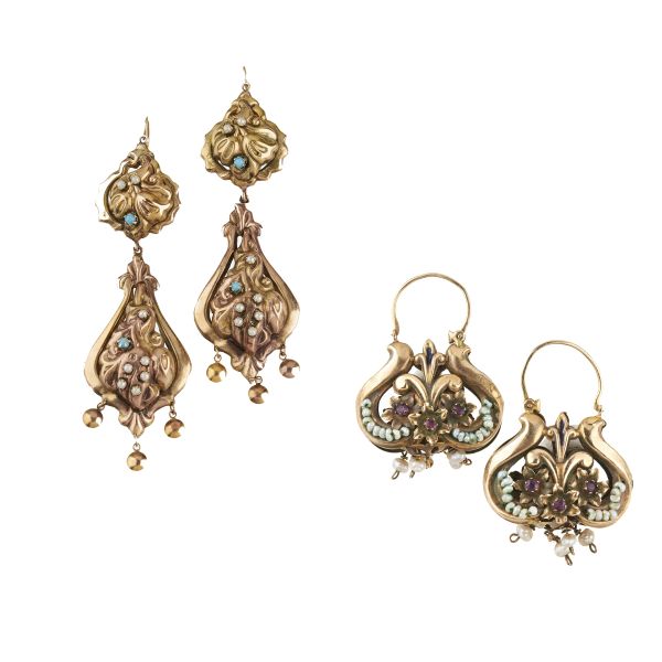 



TWO PAIRS OF DROP EARRINGS IN 9KT GOLD