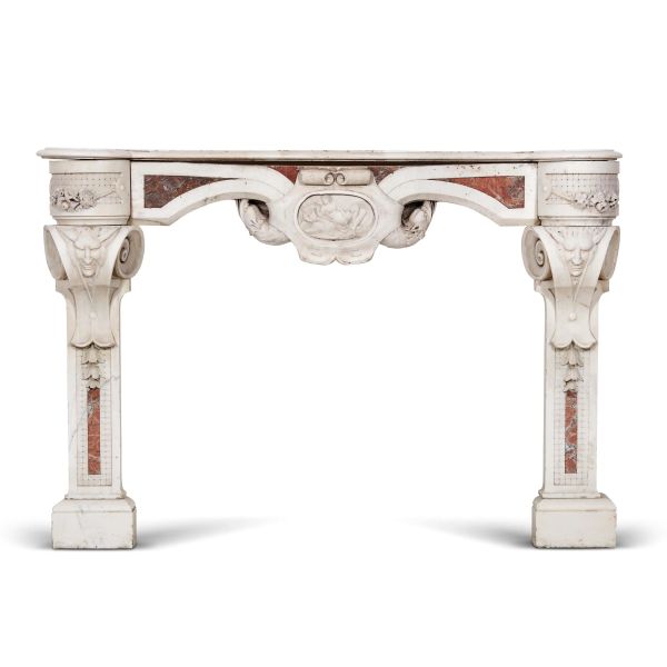 



A NORTHERN ITALY FIREPLACE, 19TH CENTURY