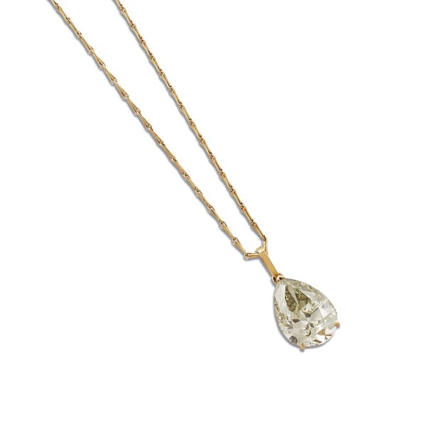 



FANCY CHAMELEON DIAMOND NECKLACE IN 18KT YELLOW GOLD