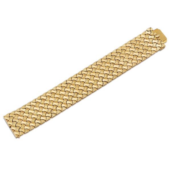 



BUCCELLATI BAND BRACELET IN 18KT YELLOW GOLD