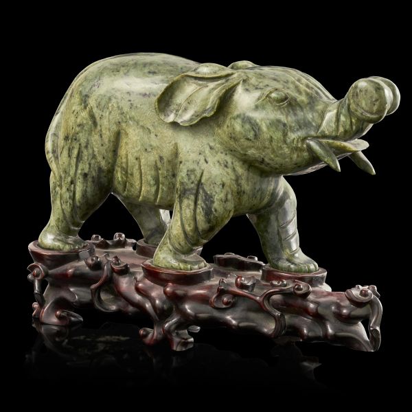 



CARVING, CHINA, LATE QING DYNASTY, 20TH CENTURY