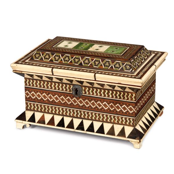 A NORTHERN ITALY WORKSHOP SMALL CASKET, SECOND QUARTER 15TH CENTURY
