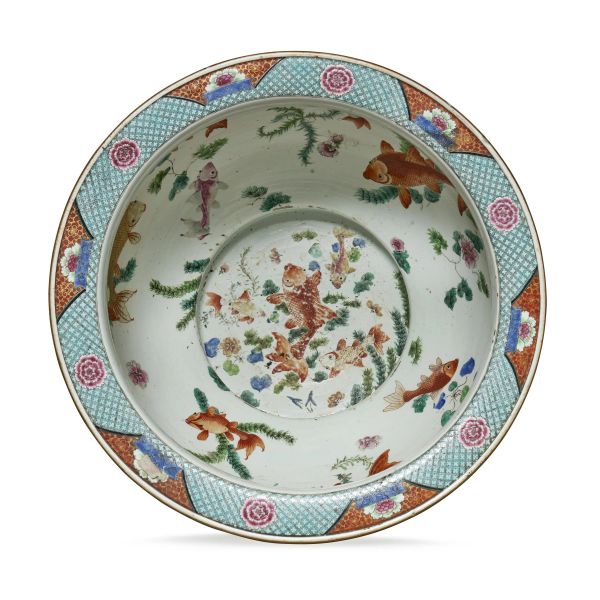 FISH BASIN, QING DYNASTY, 18TH CENTURY