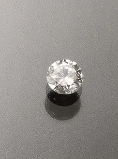  Diamante taglio brillante di ct 2,38, corredato di certificato gemmologico   