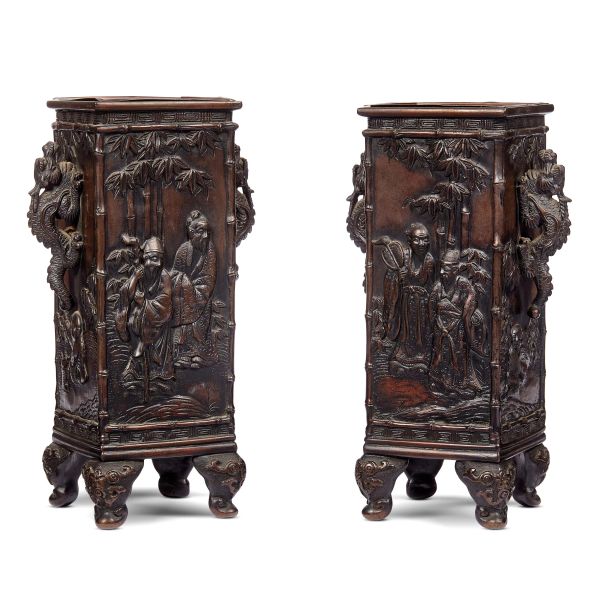 



PAIR OF SQUARE BRONZE VASES, CHINA, QING DYNASTY, 19TH CENTURY