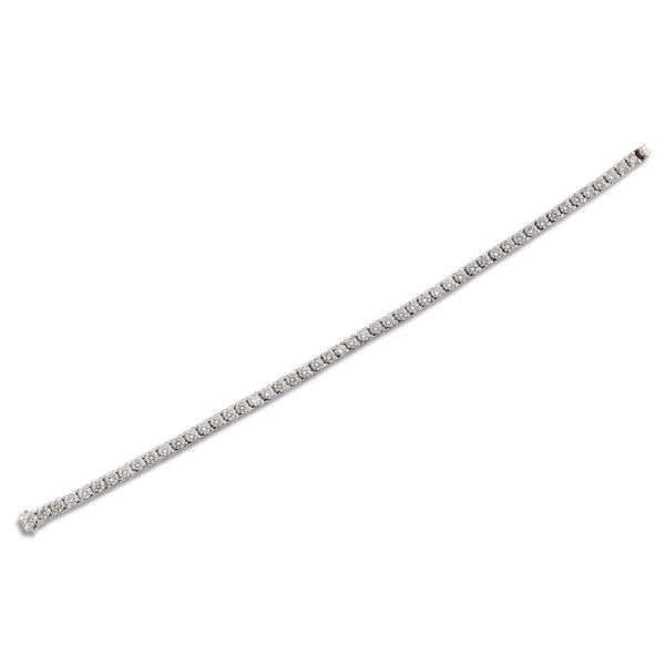 



BRACCIALE TENNIS CON DIAMANTI