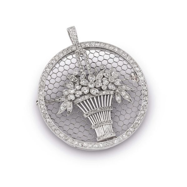 



ROUND SHAPED BROOCH-PENDANT WITH DIAMONDS