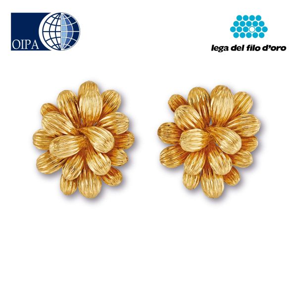Bulgari - 



BULGARI FLORAL EARRINGS IN 18KT YELLOW GOLD