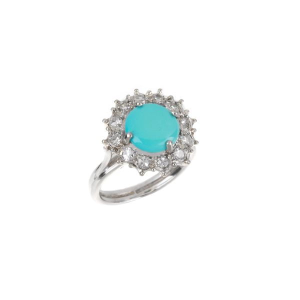 &nbsp;  MARGUERITE-SHAPED TURQUOISE AND DIAMOND RING IN 18KT WHITE GOLD