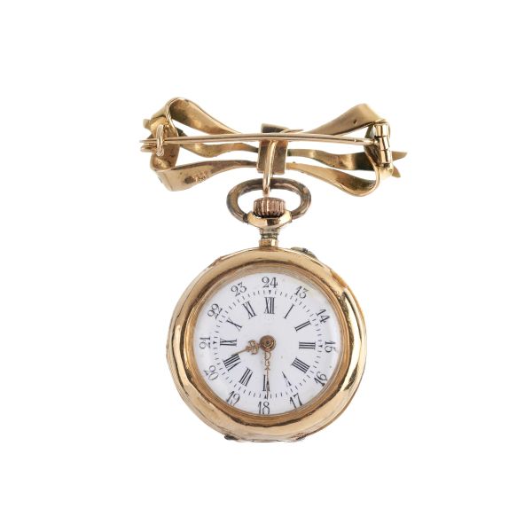SMALL YELLOW GOLD POCKET WATCH WITH RUBIES AND SAPPHIRES AND A RIBBON-SHAPED BROOCH 