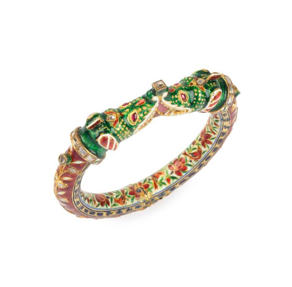 BRACELET WITH ENAMEL AND DIAMONDS