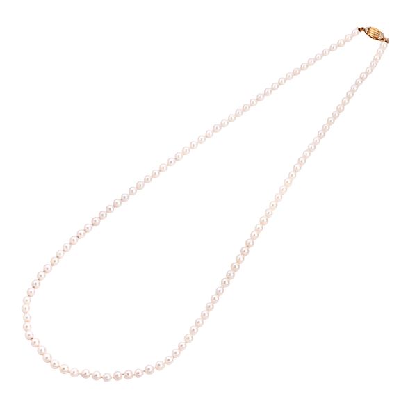LONG PEARL NECKLACE 