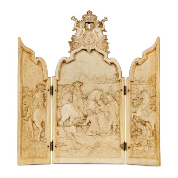 



French carver artist from 17th century, a travel triptyc, ivory