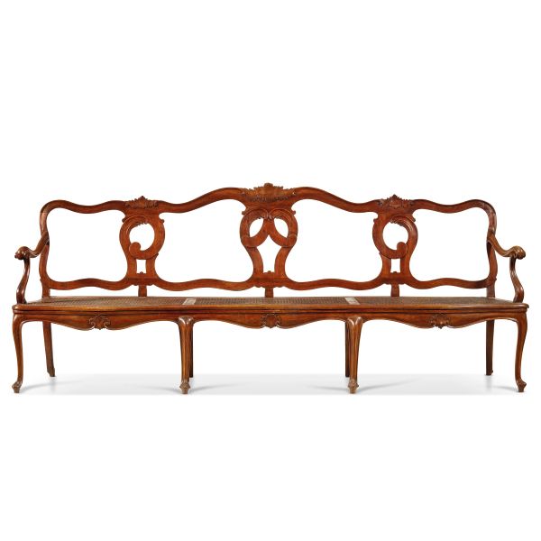 



A PAIR OF VENETIAN SOFAS, 18TH CENTURY