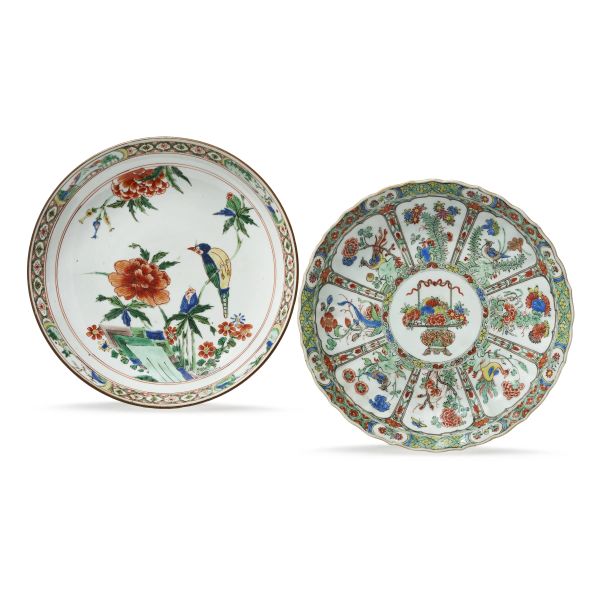 



TWO FAMILLE VERTE PORCELAIN DISHES, CHINA, QING DYNASTY, 18TH CENTURY