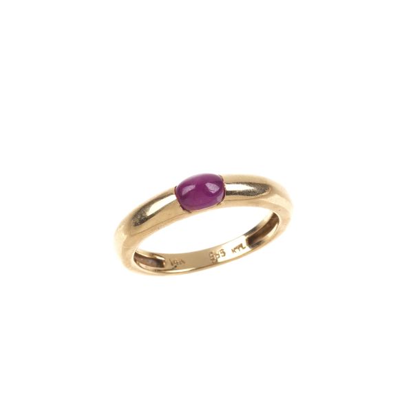 RUBY RING IN 14KT GOLD