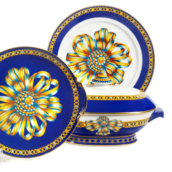 HERMES SERVITO IN PORCELLANA