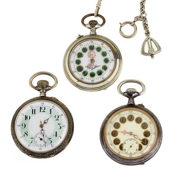 



THREE METAL AND SILVER POCKET WATCHES