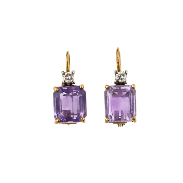 



AMETHYST AND DIAMOND EARRINGS IN 18KT TWO TONE GOLD