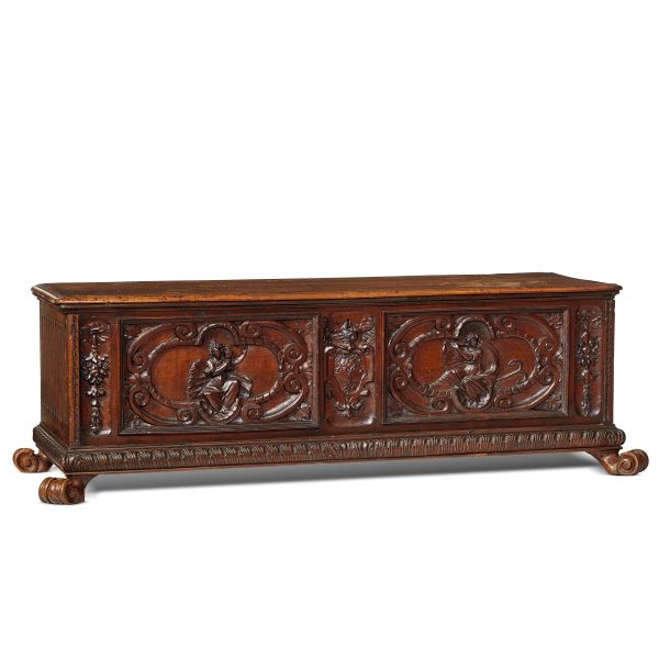 A VENETIAN CASSONE, 16TH CENTURY