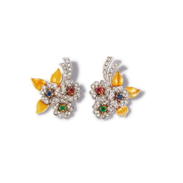 



PAIR OF FLORAL DIAMONDS EARRINGS IN 18KT TWO TONE GOLD