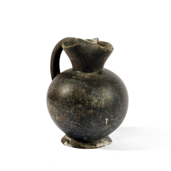 



OINOCHOE