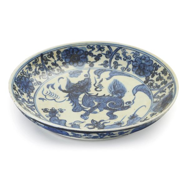 



A DISH, CHINA, MING DYNASTY, 16TH-17TH CENTURY