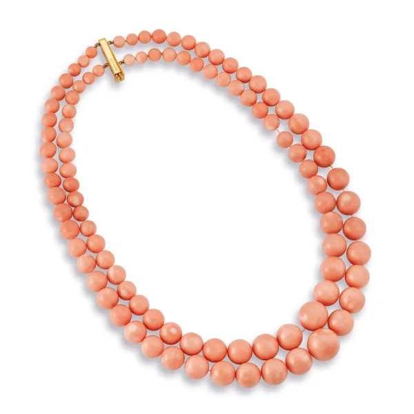 Bulgari - 



BULGARI ROSE CORAL NECKLACE IN 18KT YELLOW GOLD