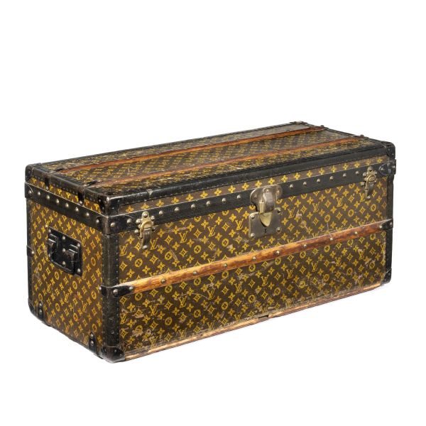 LOUIS VUITTON SHOE TRUNK