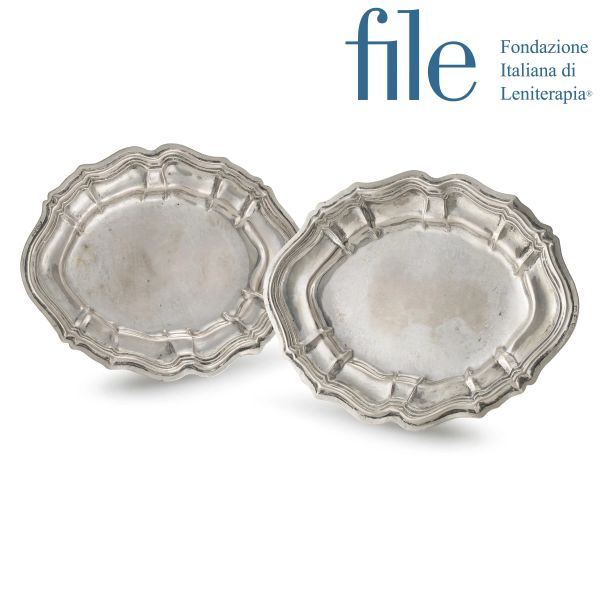 PAIR OF LITTLE SILVER TRAYS, MALTA, 19TH CENTURY