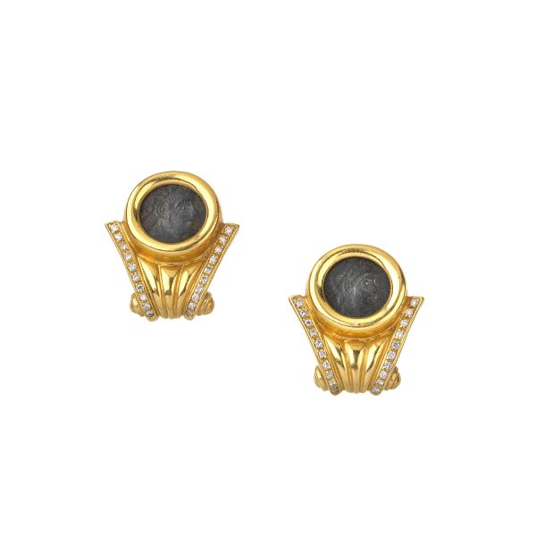 



COIN CLIP EARRINGS IN 18KT YELLOW GOLD